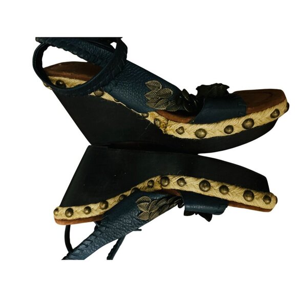 Sam Edelman Blue Leather Wedge Sandals Floral Coin Accents & Adjustable Straps - - Picture 7 of 8
